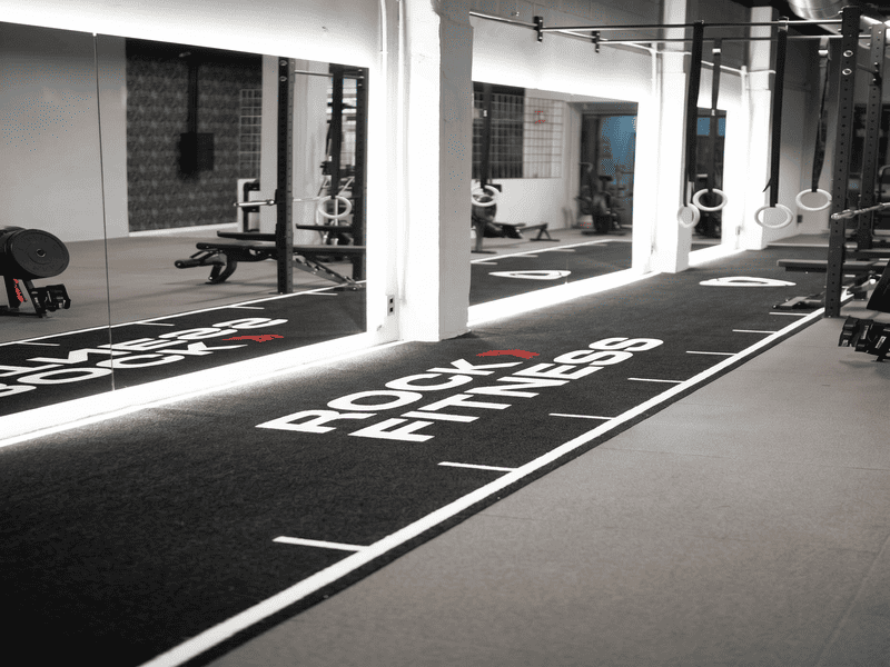 دحرجة درز عشب الصالة الرياضية الجديدة بأسطوانة أرضية ثقيلة